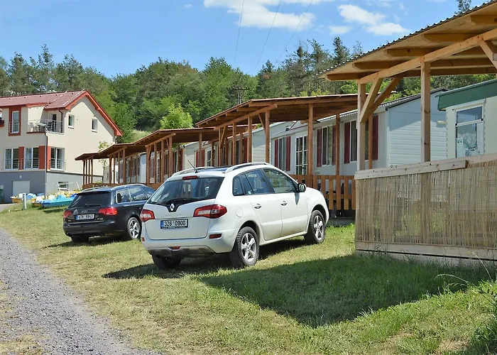 Campingplads Mobilheimy U Prehrady